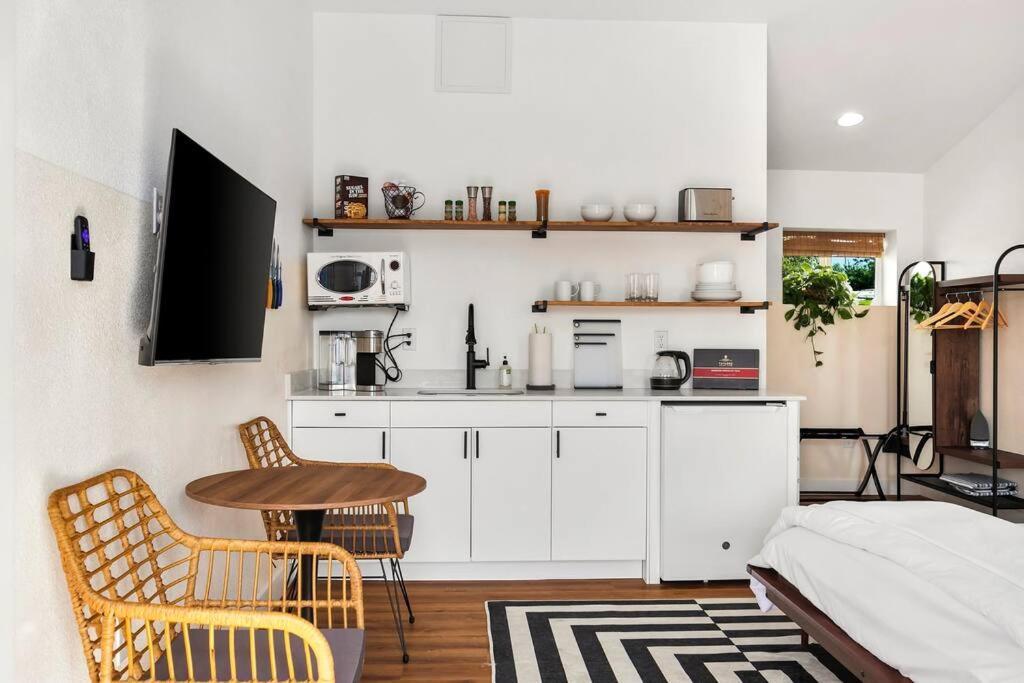 Aawanui Studio Suite.ʻoluʻolu Komo Chandler Kültér fotó